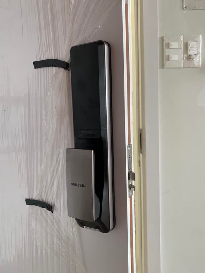 LẮP ĐẶT KHÓA ĐIỆN TỬ SAMSUNG SHP DP609 TẠI CC DREAM HOME 3 KHÓA ĐIỆN TỬ SAMSUNG SHP DP609