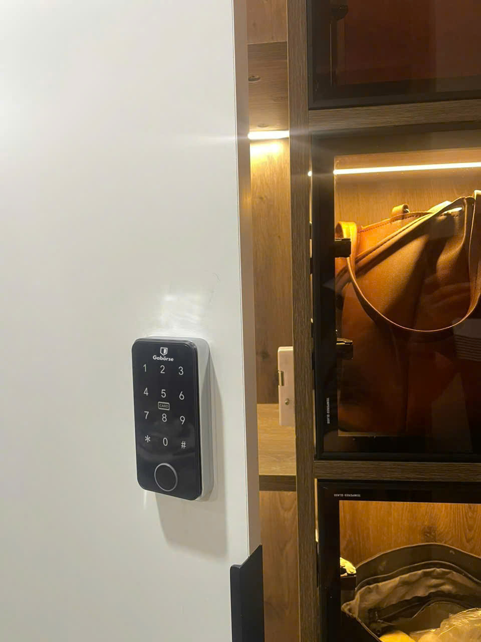 Khóa tủ đồ Gaborse GE-100VTM 7 Khóa tủ đồ Gaborse GE-100VTM